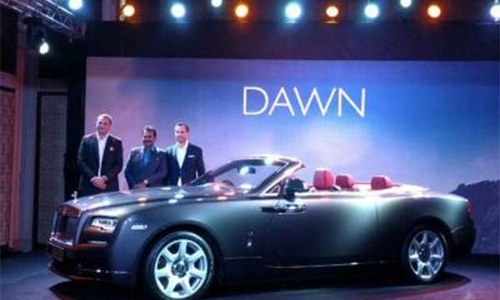 റോള്‍സ് റോയിസിന്റെ ഏറ്റവും പുതിയ കാറായ ഡോണ്‍ വിപണിയില്‍