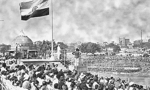 ഇന്ത്യന് സ്വാതന്ത്ര്യത്തെക്കുറിച്ച് ഓരോ ഇന്ത്യക്കാരനും അറിഞ്ഞിരിക്കേണ്ട 12 വസ്തുതകള് ഇന്ത്യന് സ്വാതന്ത്ര്യത്തെക്കുറിച്ച് ഓരോ ഇന്ത്യക്കാരനും അറിഞ്ഞിരിക്കേണ്ട 12 വസ്തുതകള്