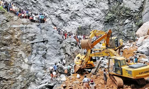 ചെമ്പന്‍മുടിയിലെ പാറമടക്കെതിരായ ജനകീയ സമരം ശക്തമാകുന്നു
