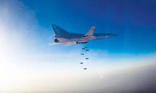 സിറിയയില്‍ വ്യോമാക്രമണം നടത്തിയ റഷ്യക്കെതിരെ അമേരിക്ക