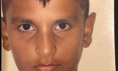 ഇതാരാണെന്ന് മനസിലായോ...ബോളിവുഡിലെ ഒരു സൂപ്പര്‍നായകനാണ്