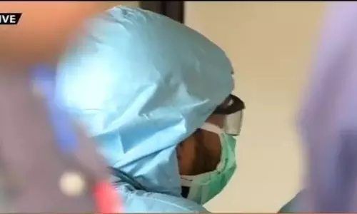 നിപ: ബാലുശ്ശേരി ആശുപത്രിയില് ഡോക്ടര്മാര് ഉള്പ്പെടെയുള്ളവര്ക്ക് അവധി നിപ: ബാലുശ്ശേരി ആശുപത്രിയില് ഡോക്ടര്മാര് ഉള്പ്പെടെയുള്ളവര്ക്ക് അവധി