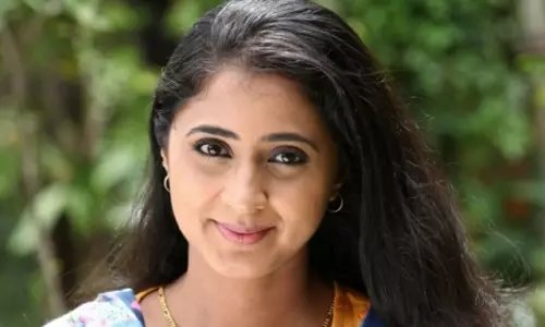 ഞാനെന്റെ ഭര്‍ത്താവുമായി പ്രണയത്തിലാണ്, വിവാഹ മോചന വാര്‍ത്തകള്‍ക്ക് മറുപടിയുമായി കനിഹ