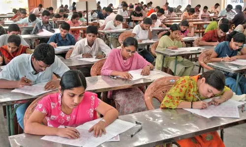 മെഡിക്കല്‍ കോളജ് മാനേജ്മെന്റ് അസോസിയേഷനുമായി ഇന്ന് വീണ്ടും ചര്‍ച്ച