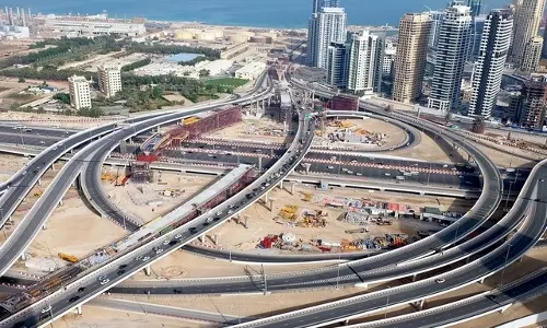 അല്‍ ഹൂദ് ഇന്‍റര്‍ചേഞ്ച് നവംബറില്‍ ഗതാഗതത്തിന് തുറന്നു കൊടുക്കും