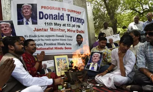 ഡൊണാള്‍ഡ് ട്രംപിന്റെ വിജയത്തിനായി ഹിന്ദു സേനാ പ്രവര്‍ത്തകരുടെ പ്രാര്‍ഥന