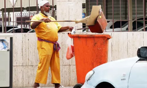 ആരോഗ്യ, പാരിസ്ഥിക മേഖലകളില് മക്ക മുനിസിപ്പാലിറ്റിയുടെ നിരീക്ഷണം ശക്തമാക്കി ആരോഗ്യ, പാരിസ്ഥിക മേഖലകളില് മക്ക മുനിസിപ്പാലിറ്റിയുടെ നിരീക്ഷണം ശക്തമാക്കി