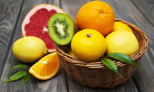 നാരങ്ങാ വര്‍ഗത്തില്‍ പെട്ട പഴങ്ങള്‍ അമിതവണ്ണത്തിന്റെ ദോഷഫലങ്ങള്‍ തടയും