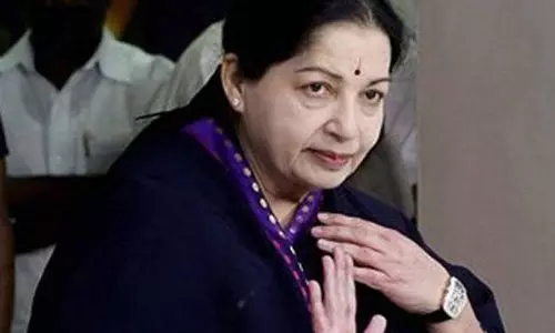 വിമര്ശകര്ക്കെതിരെ അപകീര്ത്തി കേസ്; ജയലളിതക്കെതിരെ സുപ്രീം കോടതി വിമര്ശകര്ക്കെതിരെ അപകീര്ത്തി കേസ്; ജയലളിതക്കെതിരെ സുപ്രീം കോടതി