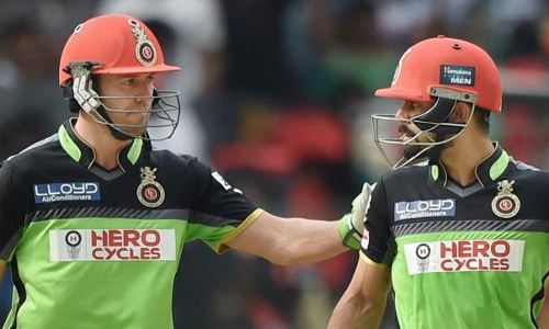 മെസിയും റൊണാള്‍ഡോയും ഒരു ടീമില്‍