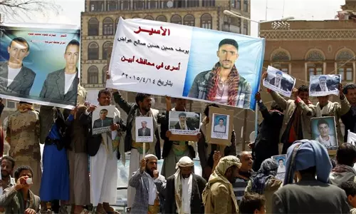 യുദ്ധ തടവുകാരെ വിട്ടയക്കാൻ ഹൂതി വിമതരും യെമൻ സർക്കാരും തമ്മിൽ ധാരണയിലെത്തി