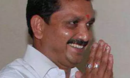 ശബരിമലയില് സ്ത്രീപ്രവേശം; കെ സുരേന്ദ്രന്റെ നിലപാട് തള്ളി ബിജെപി നേതൃത്വം ശബരിമലയില് സ്ത്രീപ്രവേശം; കെ സുരേന്ദ്രന്റെ നിലപാട് തള്ളി ബിജെപി നേതൃത്വം