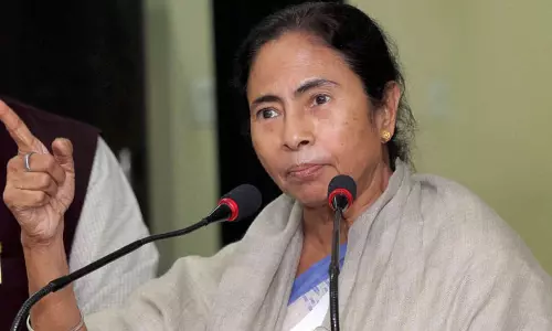 സിംഗൂര്; ഇനി മനഃസമാധാനമായി മരിക്കാമെന്ന് മമത ബാനര്ജി സിംഗൂര്; ഇനി മനഃസമാധാനമായി മരിക്കാമെന്ന് മമത ബാനര്ജി