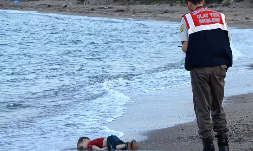 ഐലന്‍ കുര്‍ദി ലോകത്തിന്റെ നെഞ്ചിലെ നൊമ്പരമായിട്ട് ഒരു വര്‍ഷം