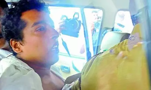 നടി ആക്രമിക്കപ്പെട്ട സംഭവം: മൊബൈലിനായി തിരച്ചില് തുടരുന്നു നടി ആക്രമിക്കപ്പെട്ട സംഭവം: മൊബൈലിനായി തിരച്ചില് തുടരുന്നു