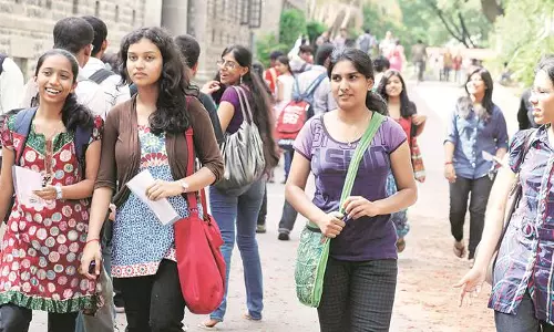 നീറ്റില്‍ ആശങ്ക: സര്‍വകക്ഷിയോഗം തീരുമാനമാകാതെ പിരിഞ്ഞു