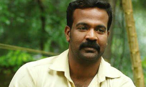 ഏഷ്യാനെറ്റ് ന്യൂസ് ചീഫ് ബ്രോഡ്കാസ്റ്റ് ജേര്ണലിസ്റ്റ് അനീഷ് ചന്ദ്രന് അന്തരിച്ചു ഏഷ്യാനെറ്റ് ന്യൂസ് ചീഫ് ബ്രോഡ്കാസ്റ്റ് ജേര്ണലിസ്റ്റ് അനീഷ് ചന്ദ്രന് അന്തരിച്ചു