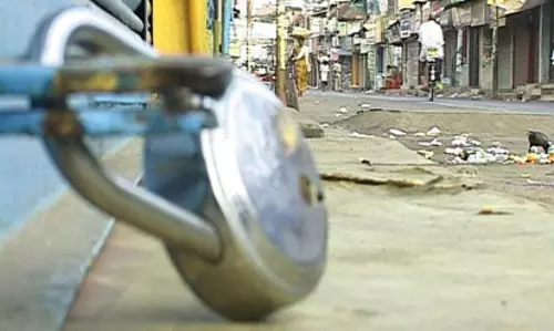 കണ്ണൂരിലും മാഹിയിലും  ഹര്‍ത്താല്‍ പൂര്‍ണം