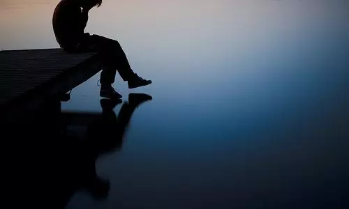 പരീക്ഷയില് തോല്പ്പിച്ചതിന്റെ കാരണം തേടിയ എട്ടാം ക്ലാസുകാരനെതിരെ ഒരു കോടിയുടെ മാനനഷ്ടക്കേസുമായി സ്കൂള് പരീക്ഷയില് തോല്പ്പിച്ചതിന്റെ കാരണം തേടിയ എട്ടാം ക്ലാസുകാരനെതിരെ ഒരു കോടിയുടെ മാനനഷ്ടക്കേസുമായി സ്കൂള്