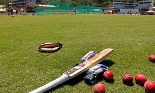 നോബോളിന്റെ പേരില് പരിഹാസം: ബാറ്റ്സ്മാന്റെ അടിയേറ്റ് വിക്കറ്റ് കീപ്പര് മരിച്ചു നോബോളിന്റെ പേരില് പരിഹാസം: ബാറ്റ്സ്മാന്റെ അടിയേറ്റ് വിക്കറ്റ് കീപ്പര് മരിച്ചു