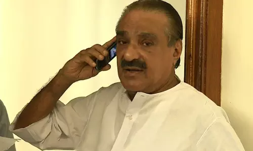 ബാര്കോഴ റിപ്പോര്ട്ട് പുറത്ത്: കേരള കോണ്ഗ്രസില് തര്ക്കം ബാര്കോഴ റിപ്പോര്ട്ട് പുറത്ത്: കേരള കോണ്ഗ്രസില് തര്ക്കം