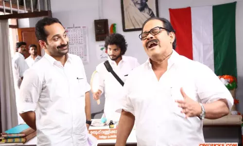 വോട്ട് രേഖപ്പെടുത്തേണ്ടത് പൌരന്റെ അവകാശം: ഫഹദ് ഫാസില് വോട്ട് രേഖപ്പെടുത്തേണ്ടത് പൌരന്റെ അവകാശം: ഫഹദ് ഫാസില്