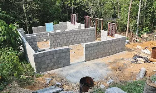 ജിഷയുടെ വീട് പണി പുനരാരംഭിച്ചു