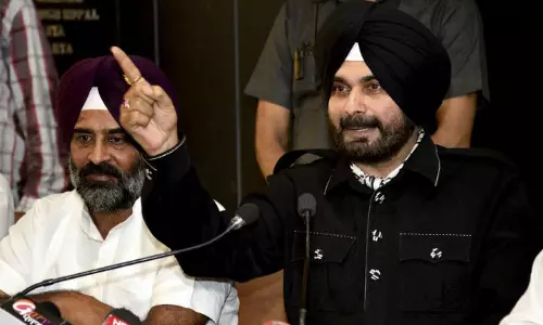 സിദ്ദു ബിജെപി അംഗത്വം രാജിവെച്ചു സിദ്ദു ബിജെപി അംഗത്വം രാജിവെച്ചു