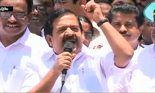 കേന്ദ്ര സര്‍ക്കാരിനെതിരെ കെപിസിസി രാജ്ഭവന്‍ മാര്‍ച്ച്