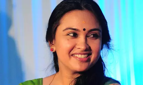 പ്രശസ്ത നര്ത്തകി രാജശ്രീ വാര്യര് വിവാഹിതയായി പ്രശസ്ത നര്ത്തകി രാജശ്രീ വാര്യര് വിവാഹിതയായി