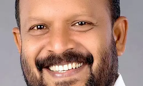 യാത്രക്കിടയിൽ കണ്ട അനധികൃത നിലംനികത്തൽ കൃഷിമന്ത്രി നേരിട്ട് തന്നെ തടഞ്ഞു