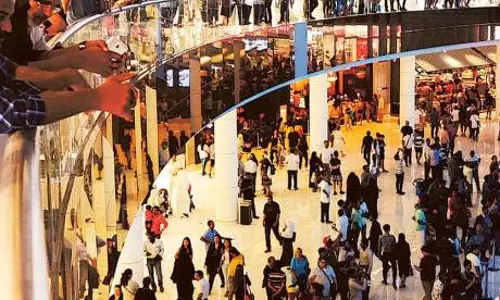 ബലിപെരുന്നാളിന്റെ പുണ്യത്തില് പ്രവാസികള് ബലിപെരുന്നാളിന്റെ പുണ്യത്തില് പ്രവാസികള്