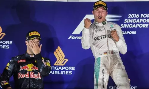 ഫോര്‍മുല വണ്‍ സിംഗപൂര്‍ ഗ്രാന്‍പ്രീ: നിക്കോ റോസ്ബര്‍ഗിന് കിരീടം