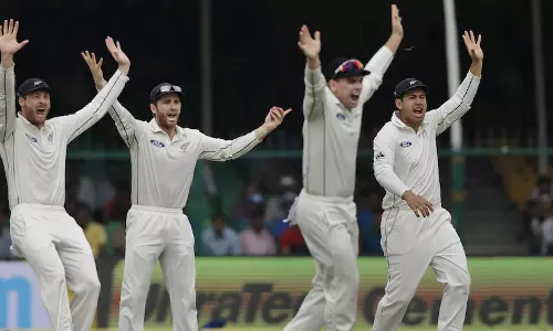 ഇന്ത്യക്ക് കിവി പൂട്ട്; ഒമ്പതിന് 291