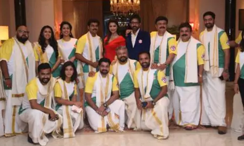 സെലിബ്രിറ്റി ബാഡ്മിന്റണ് ലീഗിന് ശനിയാഴ്ച്ച കൊച്ചിയില് തുടക്കം സെലിബ്രിറ്റി ബാഡ്മിന്റണ് ലീഗിന് ശനിയാഴ്ച്ച കൊച്ചിയില് തുടക്കം