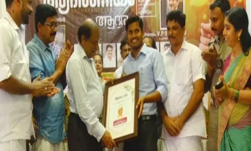 തമിഴ്‍നാട്ടിലെ കുട്ടികളുടെ ഭഗവാന് കേരളത്തില്‍ വരവേല്‍പ്പ്..