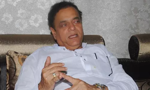 ധൈര്യമുണ്ടേല് പാകിസ്താനിലേക്ക് ചാവേറുകളെ അയക്കൂ; താക്കറെയെ വെല്ലുവിളിച്ച് എസ്പി ധൈര്യമുണ്ടേല് പാകിസ്താനിലേക്ക് ചാവേറുകളെ അയക്കൂ; താക്കറെയെ വെല്ലുവിളിച്ച് എസ്പി