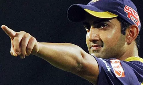 ഗംഭീറിന് പരിക്ക്; ബാറ്റിംഗ് പൂര്ത്തിയാക്കാതെ കൂടാരം കയറി ഗംഭീറിന് പരിക്ക്; ബാറ്റിംഗ് പൂര്ത്തിയാക്കാതെ കൂടാരം കയറി