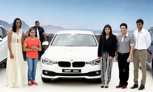 സച്ചിന്‍ സമ്മാനിച്ച ബിഎംഡബ്ലിയു കാര്‍ ദീപ കര്‍മാക്കര്‍ തിരിച്ചു നല്‍കും