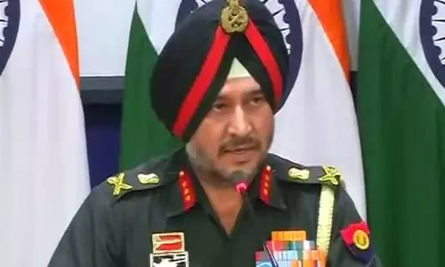 ഇന്ത്യ തിരിച്ചടിച്ചു: പാക് ഭീകര കേന്ദ്രങ്ങളില്‍ സൈന്യം ആക്രമണം നടത്തി