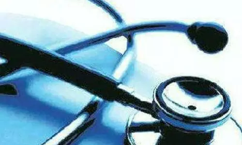 മെഡിക്കല് പ്രവേശ നടപടികള് അവസാനിക്കാന് മണിക്കൂറുകള് മാത്രം: നാലു സ്വാശ്രയകോളജുകള് സര്ക്കാറുമായി കരാറുണ്ടാക്കിയില്ല മെഡിക്കല് പ്രവേശ നടപടികള് അവസാനിക്കാന് മണിക്കൂറുകള് മാത്രം: നാലു സ്വാശ്രയകോളജുകള് സര്ക്കാറുമായി കരാറുണ്ടാക്കിയില്ല