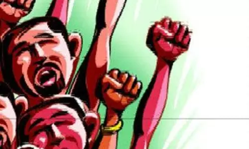 സ്വാശ്രയ ഫീസ് കുറക്കണമെന്ന് ആവശ്യം; യുഡിഎഫ് ധര്‍ണ്ണ നടത്തി