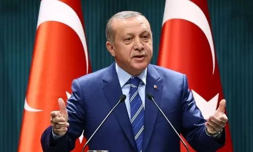 തുര്ക്കിയില് അടിയന്തരാവസ്ഥ മൂന്നു മാസത്തേക്ക് കൂടി നീട്ടും തുര്ക്കിയില് അടിയന്തരാവസ്ഥ മൂന്നു മാസത്തേക്ക് കൂടി നീട്ടും