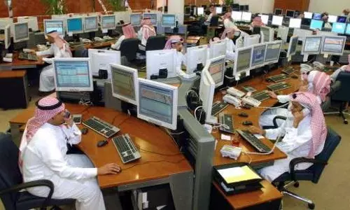 സർക്കാർ ജീവനക്കാരുടെ ശമ്പളം പുനർനിർണയിക്കാൻ പഠനസമിതിയെ നിയോഗിക്കുമെന്ന് കുവൈത്ത്