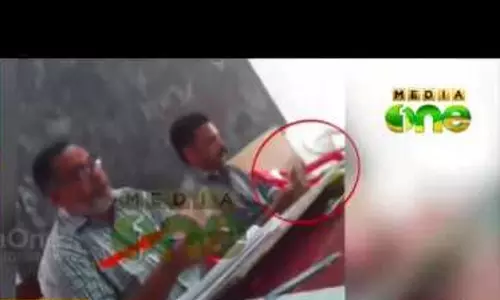 വോട്ടര്‍മാരെ തേടി ആരാധനാലയങ്ങള്‍ സന്ദര്‍ശിച്ച് സ്ഥാനാര്‍ഥികള്‍