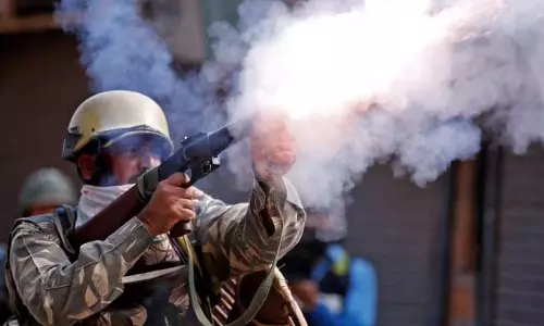 കശ്‍മീരില്‍ സൈന്യത്തിന്റെ പെല്ലറ്റാക്രമണത്തില്‍ 12 വയസ്സുകാരന്‍ കൊല്ലപ്പെട്ടു