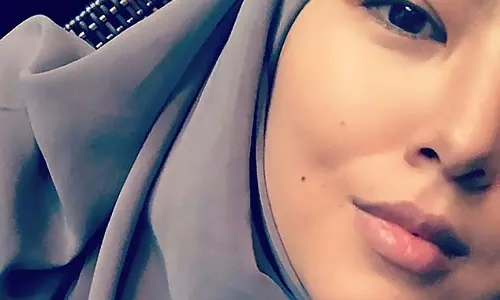 ഇനി ഹിജാബ് ധരിക്കാതെ പുറത്തിറങ്ങില്ലെന്ന് മുന്‍ മിസ് കിര്‍ഗിസ്ഥാന്‍