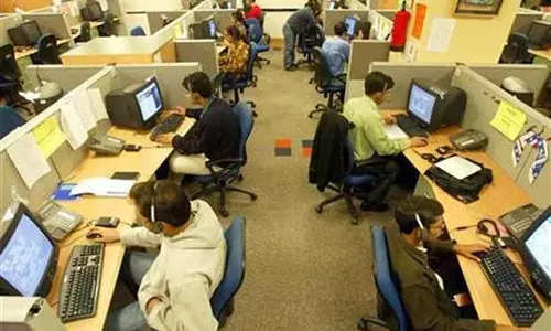 ഗള്‍ഫ് രാജ്യങ്ങളിലെ സ്വദേശികളില്‍ ഭൂരിഭാഗവും ആഗ്രഹിക്കുന്നത് സര്‍ക്കാര്‍ ജോലി