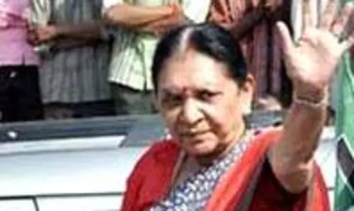 ഗുജറാത്ത് മുഖ്യമന്ത്രി ആനന്ദിബെന് പട്ടേലിനെ മാറ്റുമെന്ന് റിപ്പോര്ട്ട് ഗുജറാത്ത് മുഖ്യമന്ത്രി ആനന്ദിബെന് പട്ടേലിനെ മാറ്റുമെന്ന് റിപ്പോര്ട്ട്