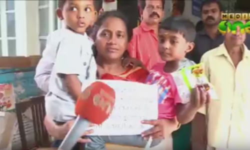 സ്ഥലം മാറ്റത്തിനെതിരെ കൈകുഞ്ഞുങ്ങളുമായി സിപിഐ സര്‍വീസ് സംഘടനയുടെ സമരം